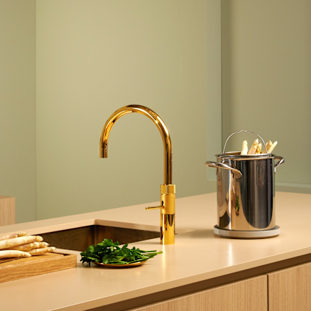 2552 Gold Fusion Round Nellienja Green Set Boiling Aspargus Still Portrait 1